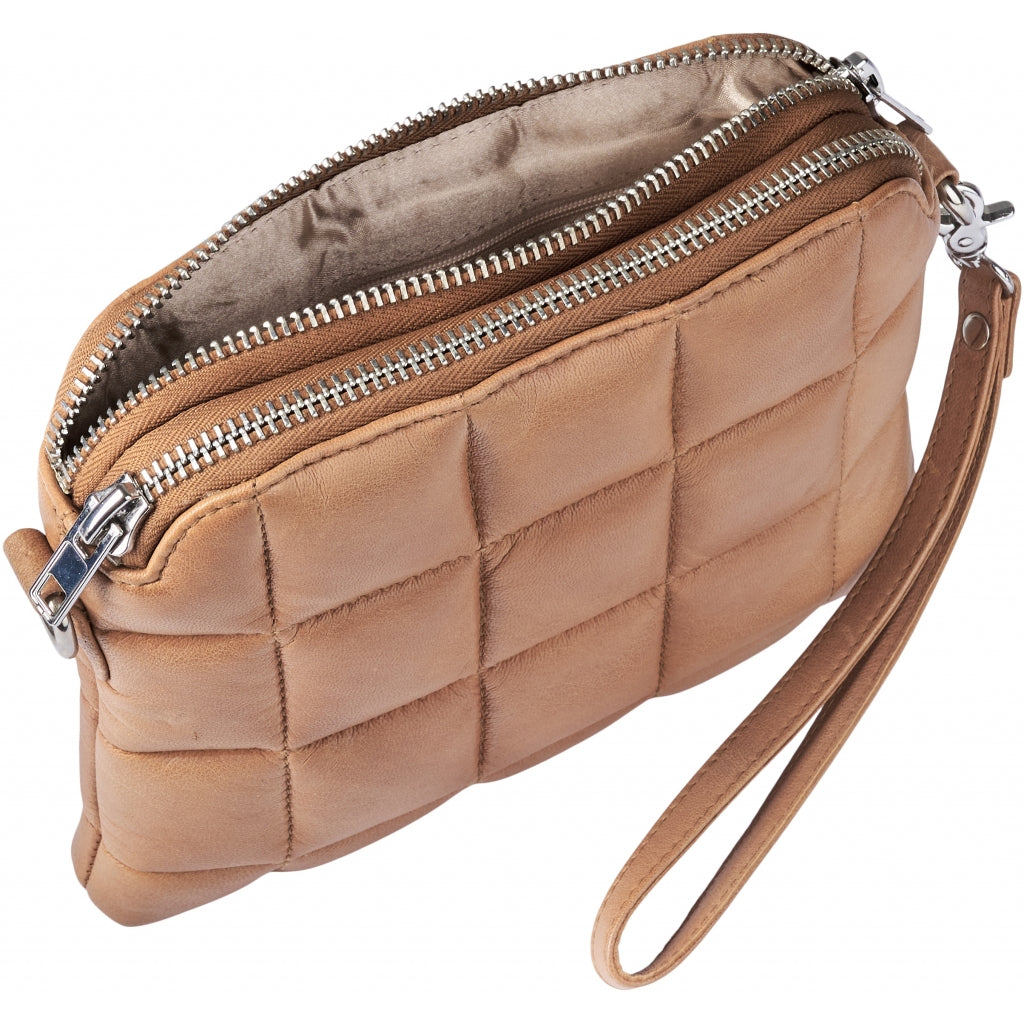 BTF Copenhagen - Quilted Clutch Veske