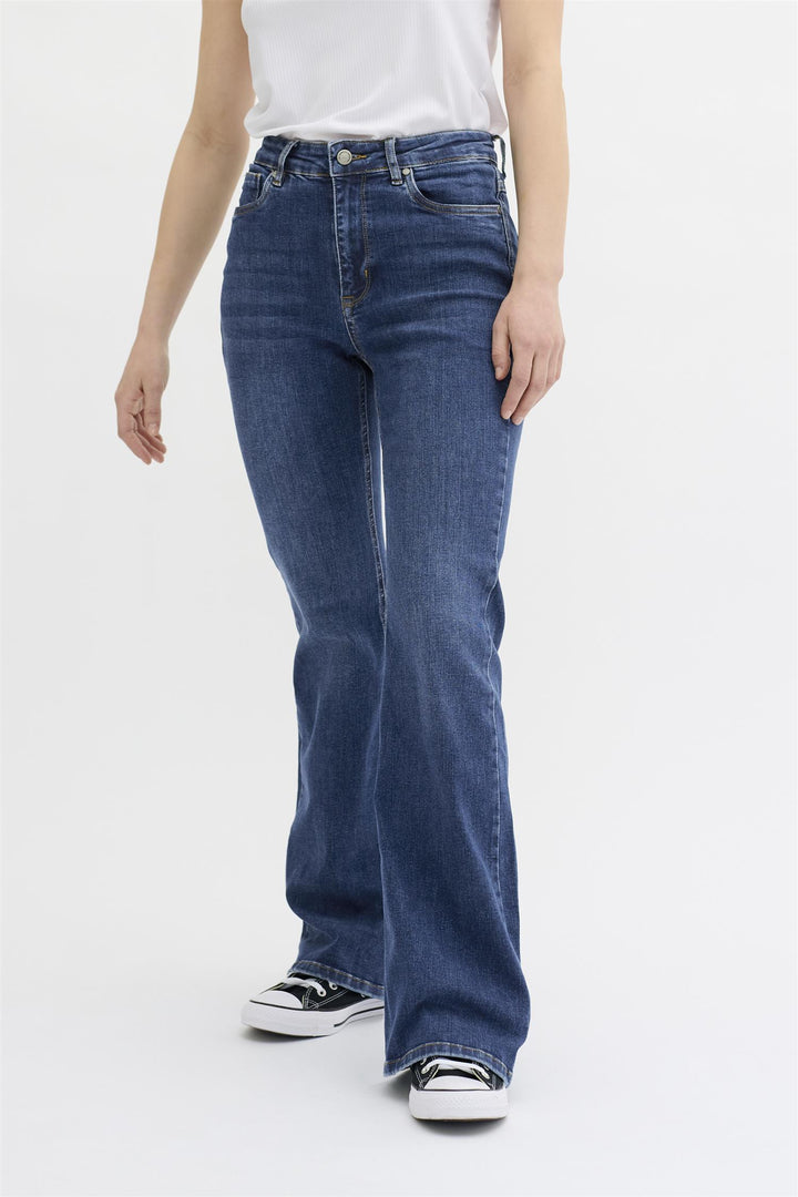 MY ESSENTIAL WARDROBE - 36 THE DEKOTA 148 HIGH BOOTCUT